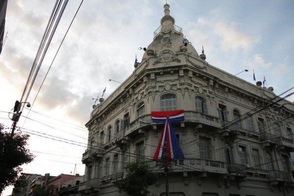 Instituciones públicas